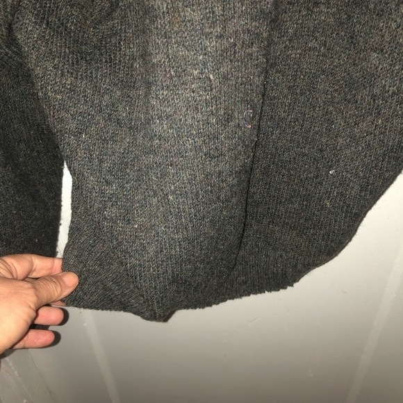 Vintage St Martins enlarge Charcoal Wool Blend Sweater- 70 percent wool- used - Picture 8 of 9
